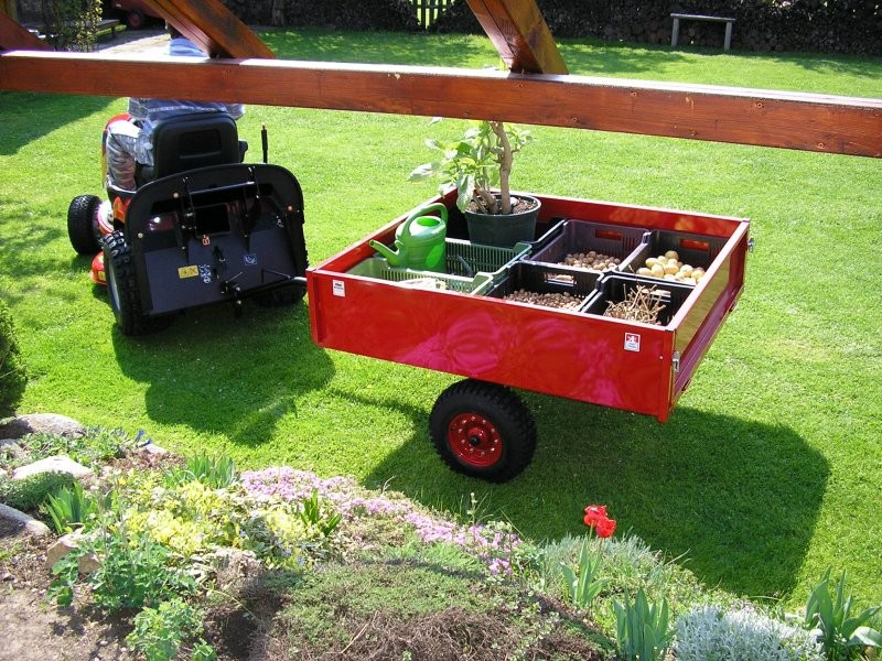 Vozík VARES PROFI TR 350-7 s univerzálním připojením za zahradní traktor