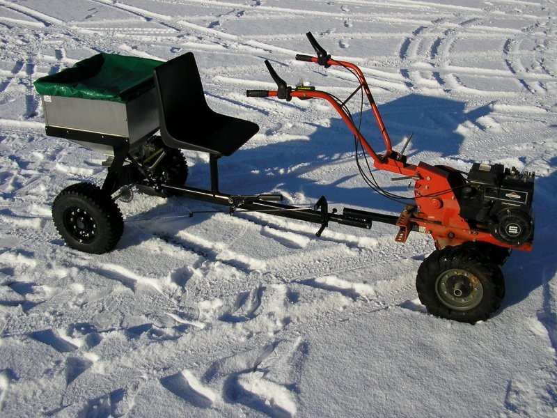 Posypový vozík rozmetadlo VARES RVK 200 - pro jednoosé kultivátory