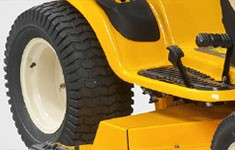 CC 1224 KHP travní traktor Cub Cadet