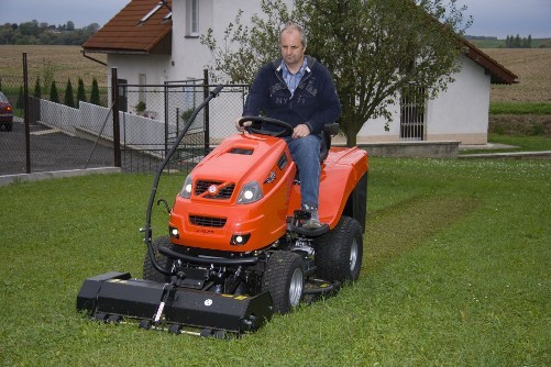 Vertikutátor Seco Group - pro zahradní traktory