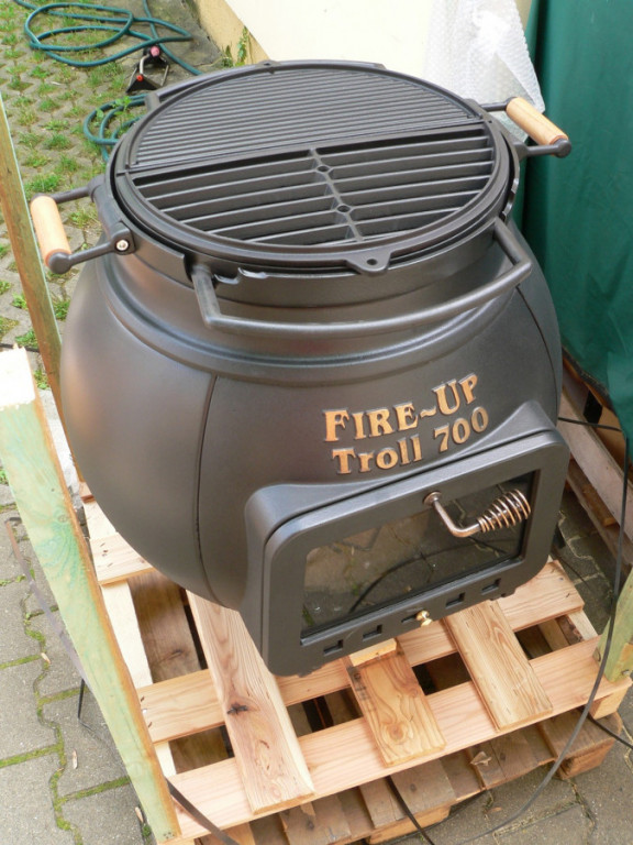 TROLL venkovní krb LEDA