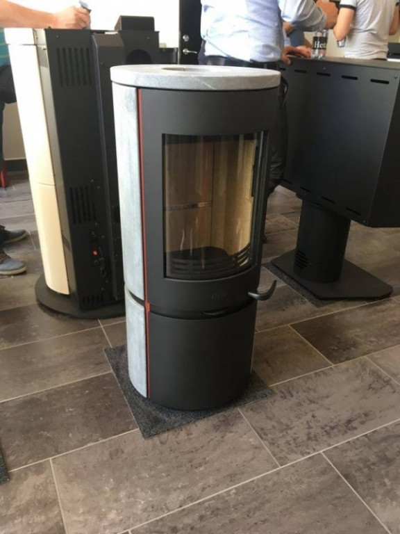 Krbová kamna Scan-Line 8 litinové boky - HETA